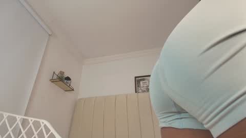 Snapshot of mollyrivera chatting on 12-16-24, 11:07 Molly online show from 12-16-24, 11:07