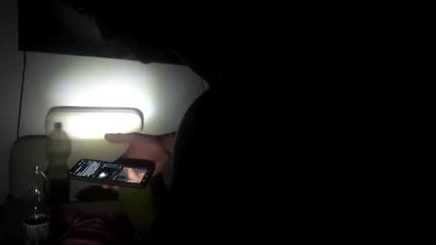 Snapshot of molnaratti14 chatting on 03-03-25, 04:14 Oszkr online show from 03-03-25, 04:14