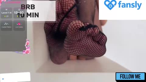 Snapshot of mommy_cum chatting on 12-09-24, 05:40 Mommy online show from 12-09-24, 05:40