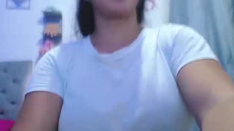 Snapshot of mommy_dulce chatting on 07-23-26, 01:58 ANDREA online show from 07-23-26, 01:58