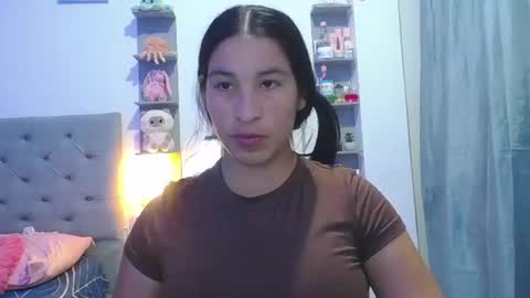 Snapshot of mommy_dulce chatting on 07-26-26, 02:20 ANDREA online show from 07-26-26, 02:20