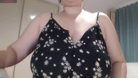 Daphne  online show from 11-15-25, 09:43