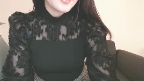 Snapshot of momo612238 chatting on 12-10-24, 12:49 Momo online show from 12-10-24, 12:49