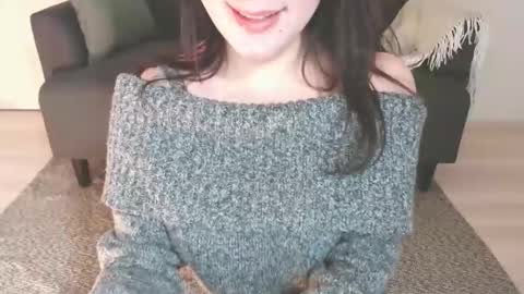 Snapshot of momo612238 chatting on 12-14-24, 02:23 Momo online show from 12-14-24, 02:23