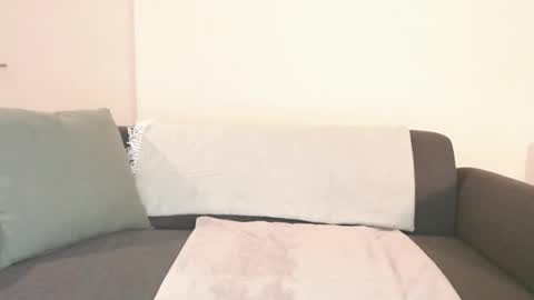 Snapshot of momo612238 chatting on 01-11-25, 09:25 Momo online show from 01-11-25, 09:25