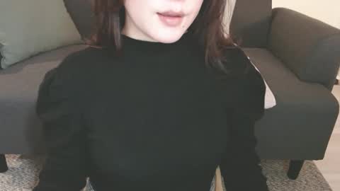 Snapshot of momo612238 chatting on 02-03-25, 01:19 Momo online show from 02-03-25, 01:19