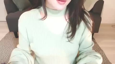 Snapshot of momo612238 chatting on 02-16-25, 12:41 Momo online show from 02-16-25, 12:41