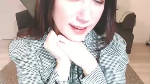 Snapshot of momo612238 chatting on 03-08-25, 10:45 Momo online show from 03-08-25, 10:45