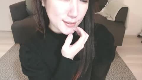 Snapshot of momo612238 chatting on 03-10-25, 05:43 Momo online show from 03-10-25, 05:43