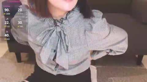 Snapshot of momo612238 chatting on 12-15-25, 11:53 Momo online show from 12-15-25, 11:53