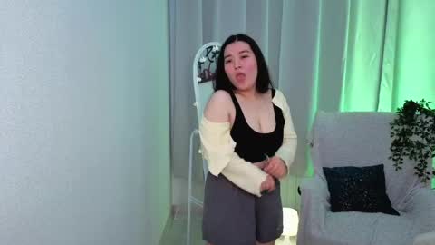 Momo online show from 04-30-26, 08:48