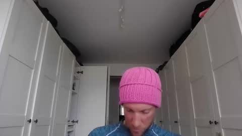 moms_little_monster online show from 12-02-25, 01:05