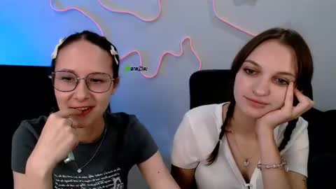 Mona  online show from 07-24-26, 08:45