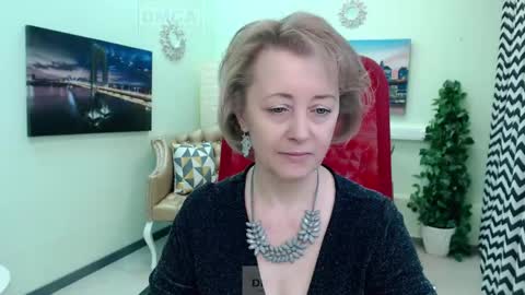 Mona online show from 04-25-26, 07:55