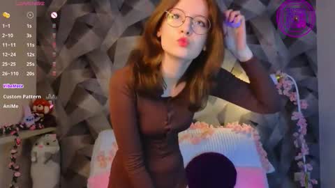 Mona online show from 11-29-25, 04:43