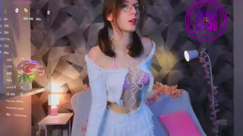 Mona online show from 12-21-25, 04:47