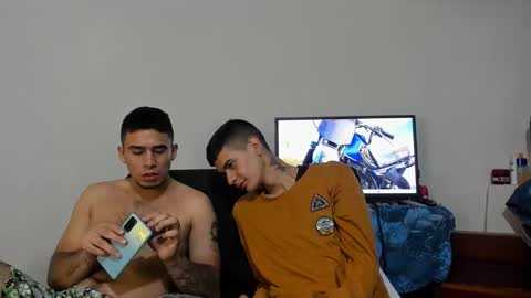 Snapshot of monarquia_ chatting on 12-06-24, 10:19 nicolas online show from 12-06-24, 10:19