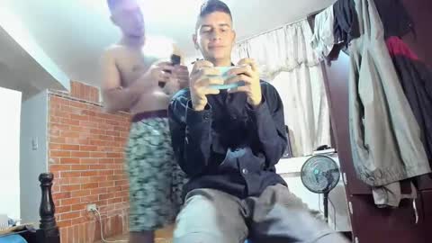 Snapshot of monarquia_ chatting on 12-07-24, 01:25 nicolas online show from 12-07-24, 01:25