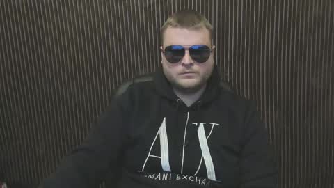 Snapshot of moneycumshot chatting on 02-18-26, 05:53 Alex online show from 02-18-26, 05:53