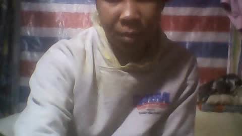 Snapshot of monica981 chatting on 08-05-26, 01:19 monica981 online show from 08-05-26, 01:19