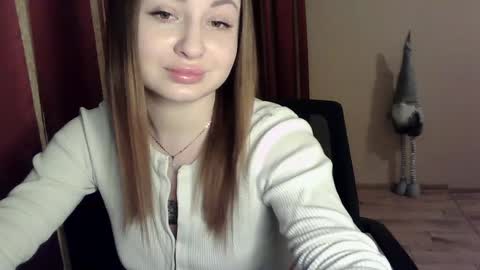 monica_211 online show from 02-09-25, 12:39