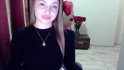 Snapshot of monica_211 chatting on 05-12-26, 08:28 monica_211 online show from 05-12-26, 08:28