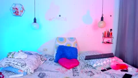 aleja      independent model       online show from 03-29-26, 06:41