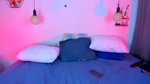 aleja      independent model       online show from 06-07-26, 12:48