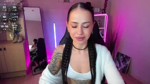 Monica online show from 05-22-26, 08:21