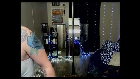 Monica online show from 01-12-26, 07:19