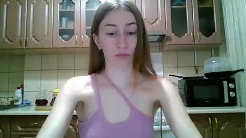 Snapshot of monica_tamayo chatting on 04-28-26, 08:14 Monica online show from 04-28-26, 08:14