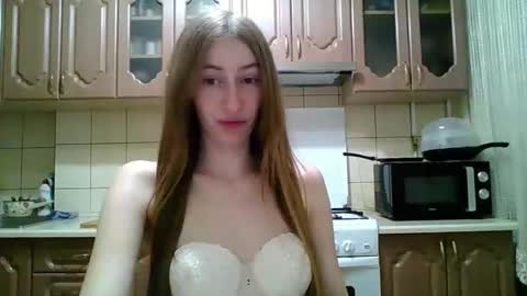 Snapshot of monica_tamayo chatting on 05-13-26, 08:06 Monica online show from 05-13-26, 08:06