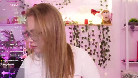 monicaasis online show from 04-16-26, 09:39