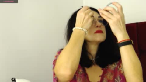 Snapshot of monicaluxxx chatting on 11-15-25, 11:40 monicaluxxx online show from 11-15-25, 11:40