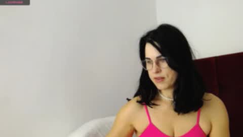 Snapshot of monicaluxxx chatting on 11-16-25, 05:02 monicaluxxx online show from 11-16-25, 05:02