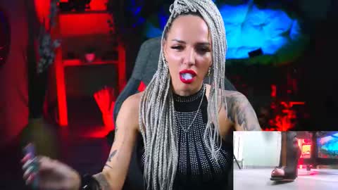 Monika online show from 02-18-25, 06:37