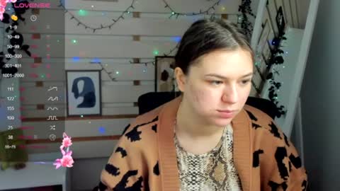 Monika online show from 04-07-26, 11:43