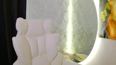 Ask me online show from 11-15-25, 12:13