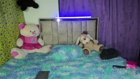 moniquehisk online show from 04-16-26, 04:19