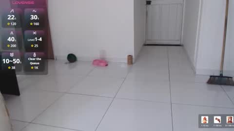 Snapshot of monkey_uchiha77 chatting on 02-23-26, 07:55 simon dice online show from 02-23-26, 07:55