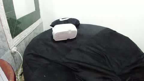 Snapshot of monkeyd_66 chatting on 02-07-25, 08:55 monkeyd_66 online show from 02-07-25, 08:55