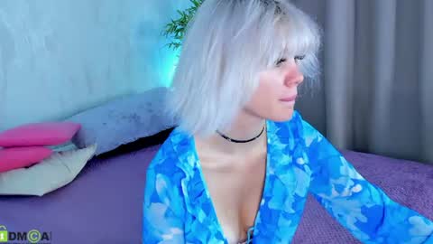 Snapshot of monro_doll chatting on 07-18-26, 09:46 MONRO online show from 07-18-26, 09:46