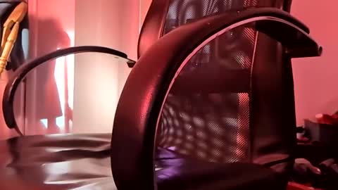 Snapshot of monster293147 chatting on 10-19-25, 07:25 monster293147 online show from 10-19-25, 07:25