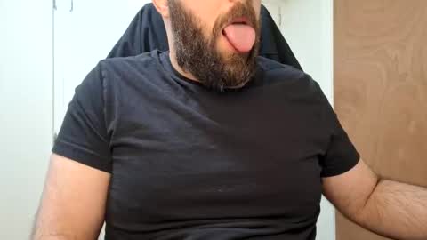 Snapshot of monster_bater01 chatting on 03-06-25, 03:02 jamal online show from 03-06-25, 03:02