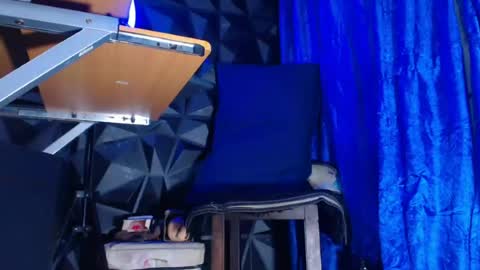 dorian online show from 07-09-26, 04:16
