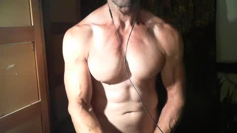 Snapshot of monsterdildos chatting on 12-04-24, 08:01 monsterdildos online show from 12-04-24, 08:01