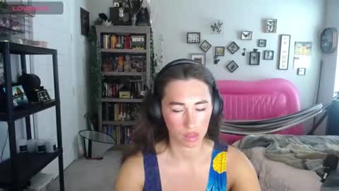 Lydia Mooney online show from 06-26-26, 08:13