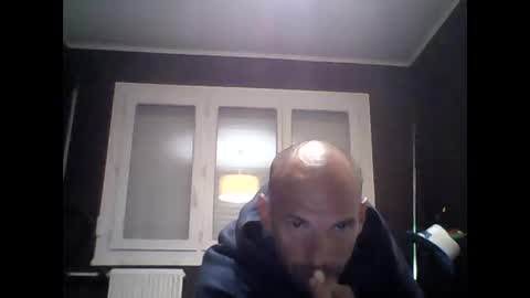 montmasse online show from 04-22-26, 08:32