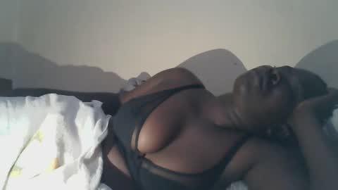 moo_baby online show from 04-26-26, 01:47