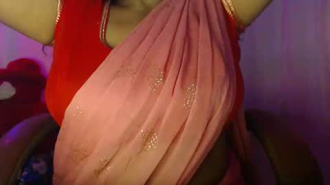 Snapshot of moody_maya chatting on 10-14-25, 12:17 Maya online show from 10-14-25, 12:17